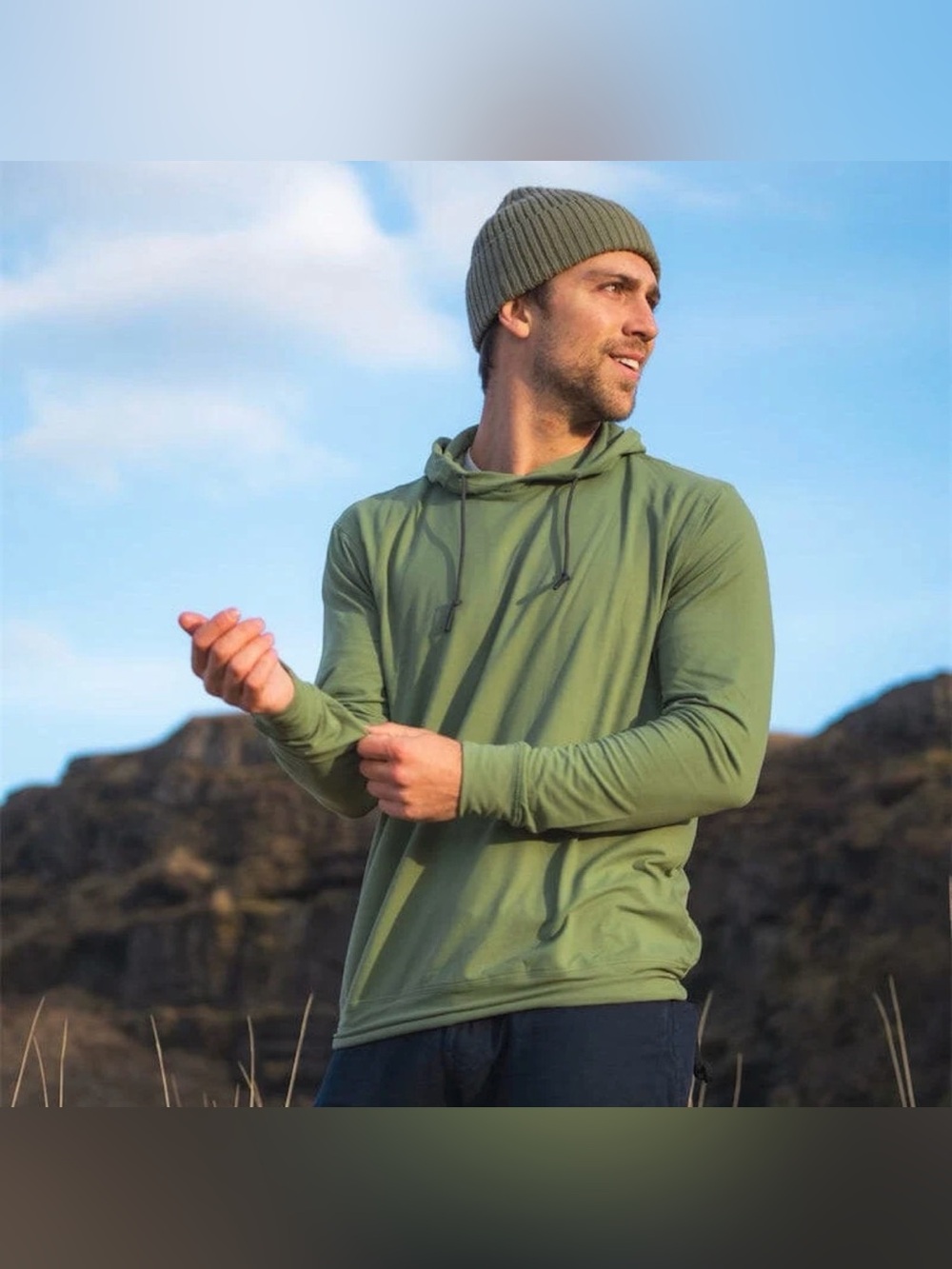 RSVLTS Men’s Surplus Olive Performance Hoodie- Size Small EUC